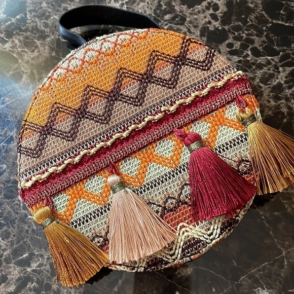 Bohemian Colorful Round Tassel Crossbody Bag - Picture 5 of 10